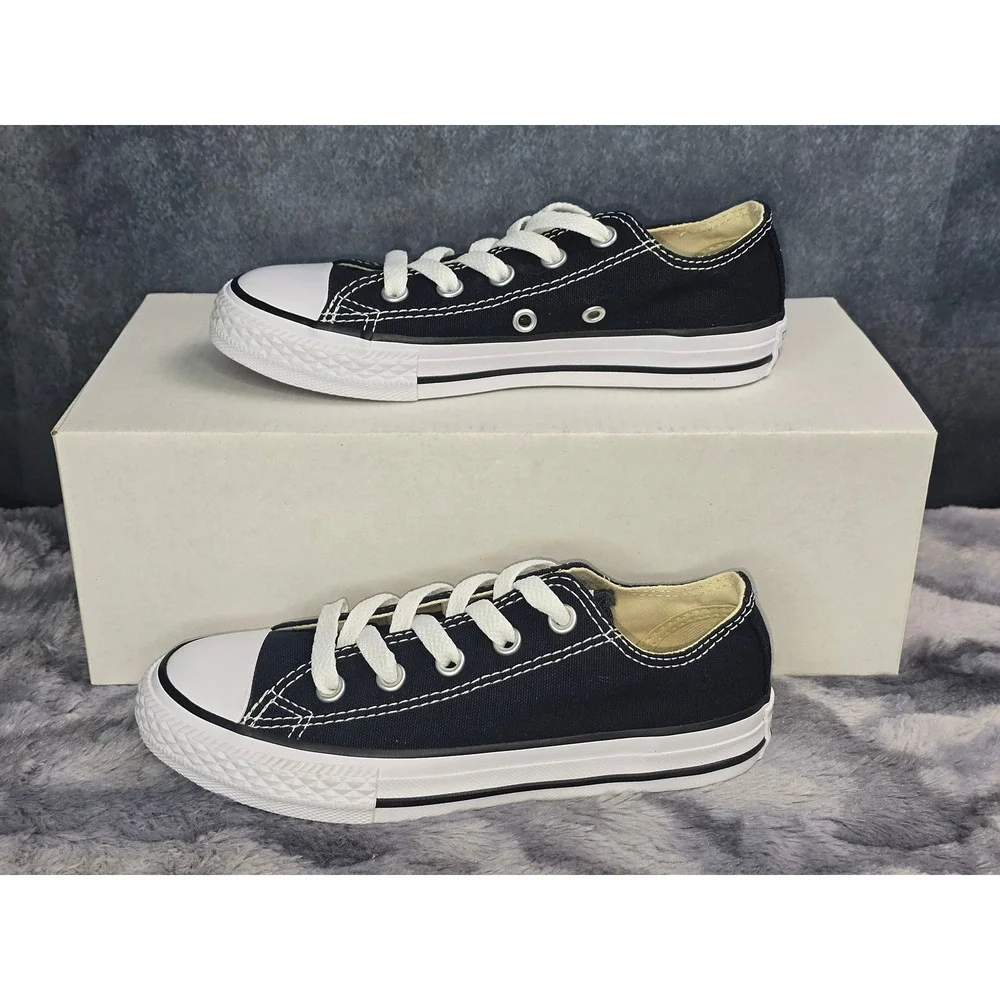 NWOT Converse Chuck Taylor All Star Black Low Top Sneakers Kids Size 12.5